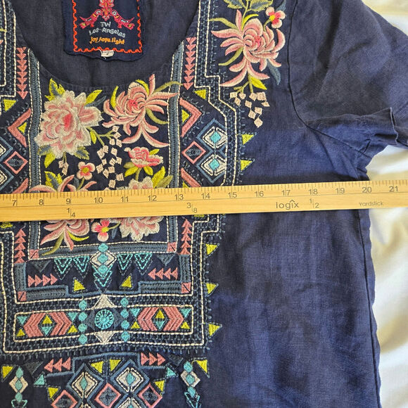 JOHNNY WAS Navy Embroidered Boho Scoop Neck Linen Top Small - Picture 6 of 8
